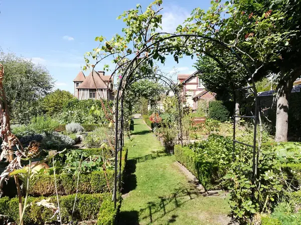 Borne de Recharge 76 Installateur borne de recharge Petit-Couronne